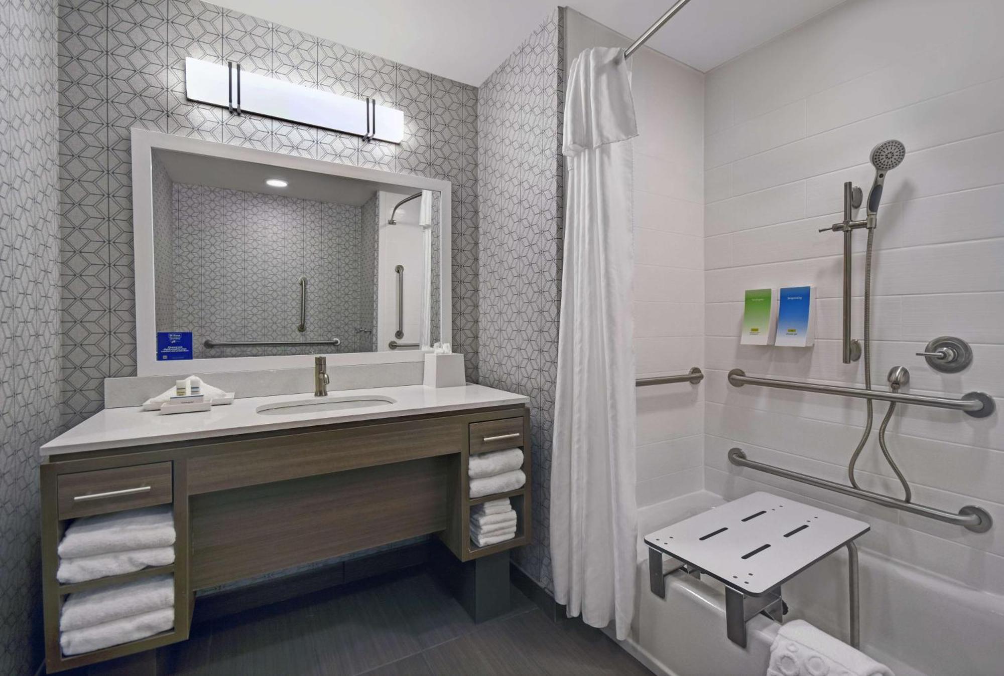 Home2 Suites By Hilton Springdale Cincinnati Exterior photo