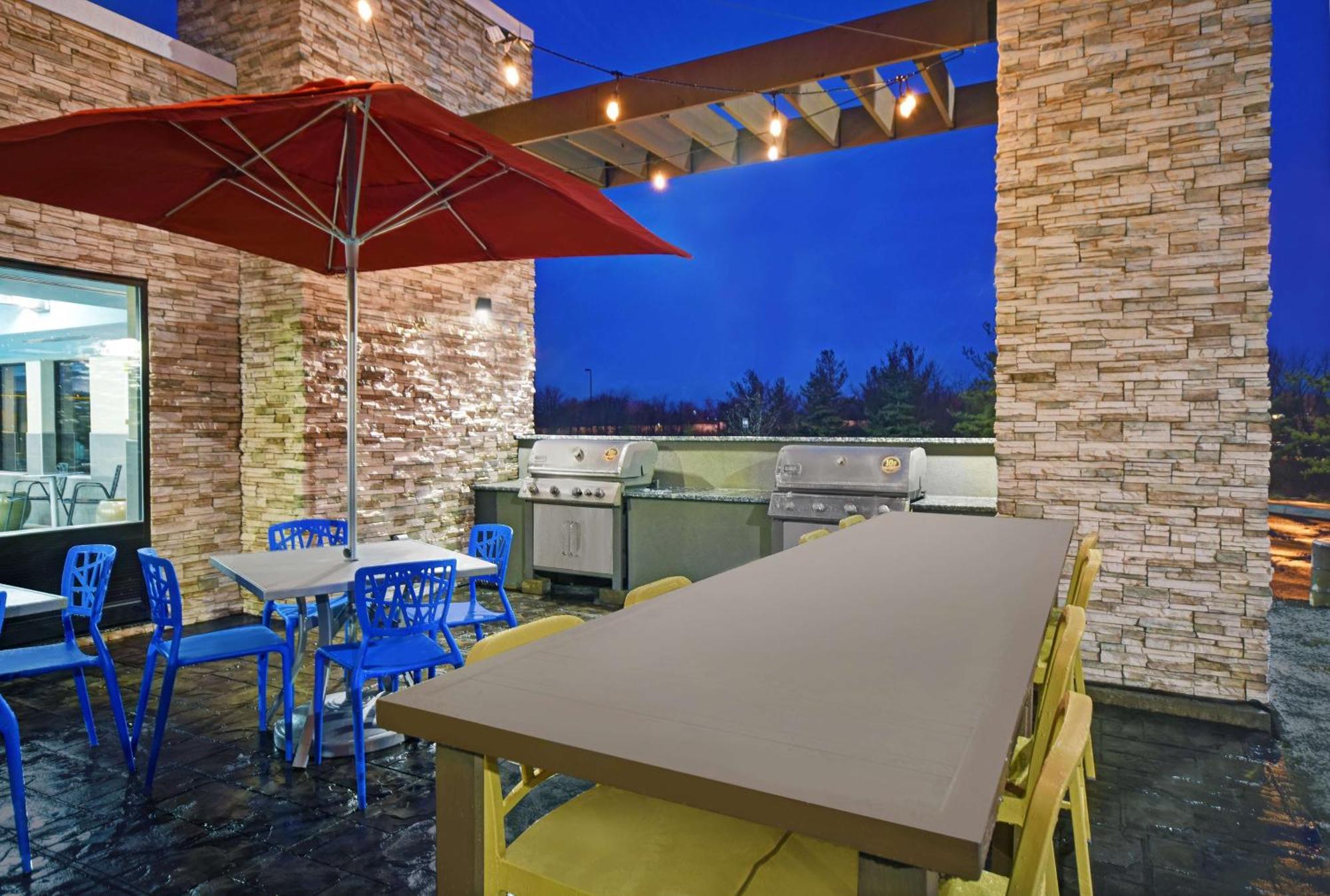 Home2 Suites By Hilton Springdale Cincinnati Exterior photo